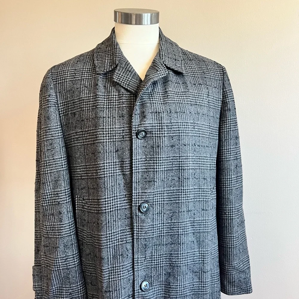 Vintage 1960’s Wool Coat - Picture 2 of 11